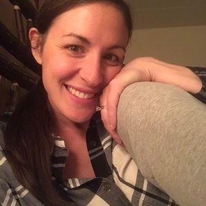 Meet your Posher, Maura